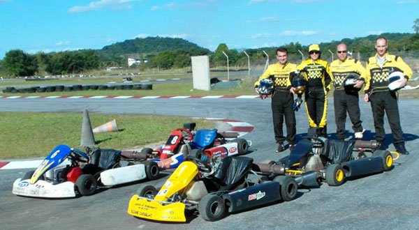 Escola de kart: tenha um treinamento profissional em SP – CKS Racing Team